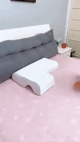 Curved Pillow for Couples